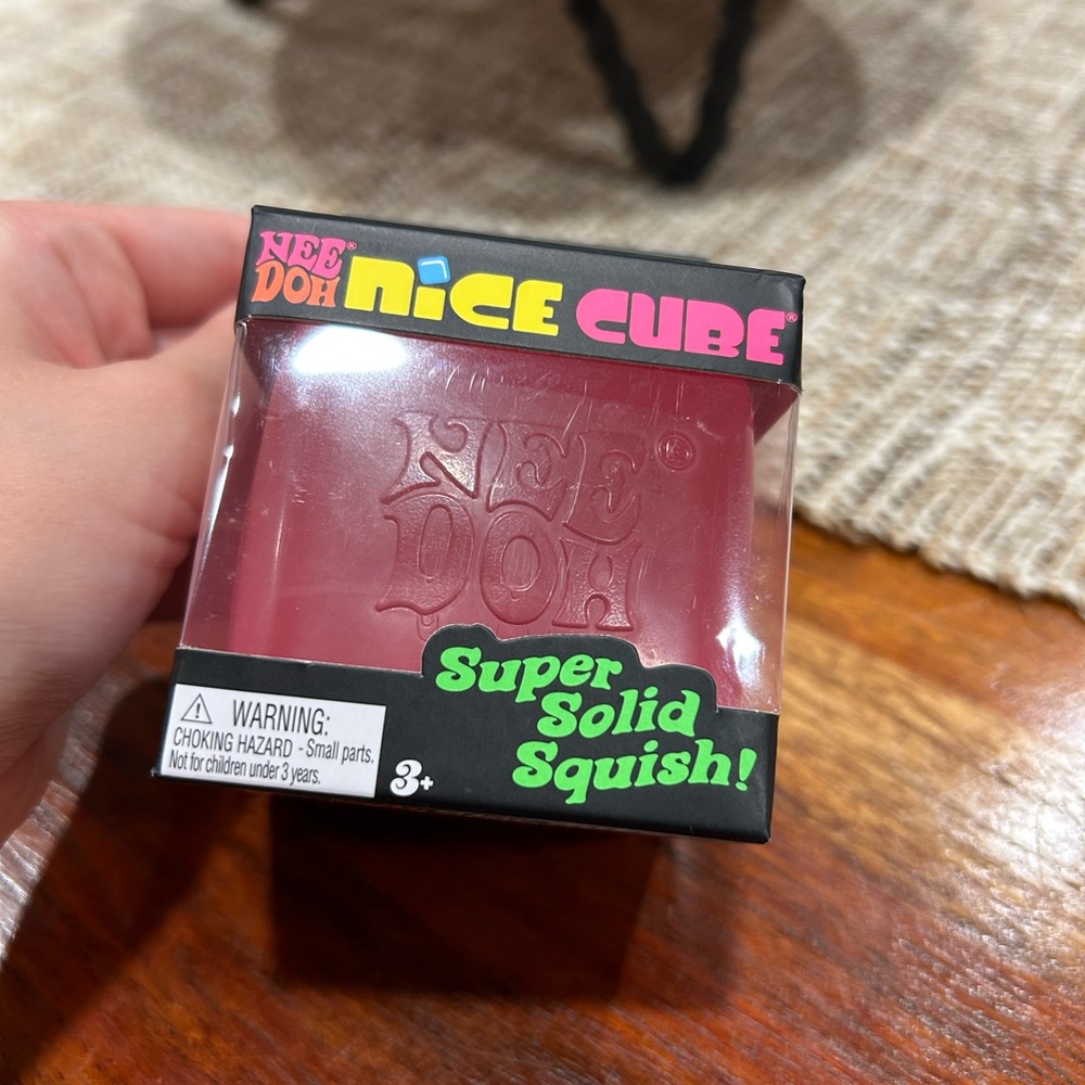 NeeDoh Nice Cube Super Solid Squish - Pink Cube